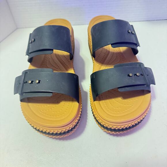 Crocs Lite Ride Black and Gum Adjustable Slides in mint condition SZ 9 - Picture 1 of 8